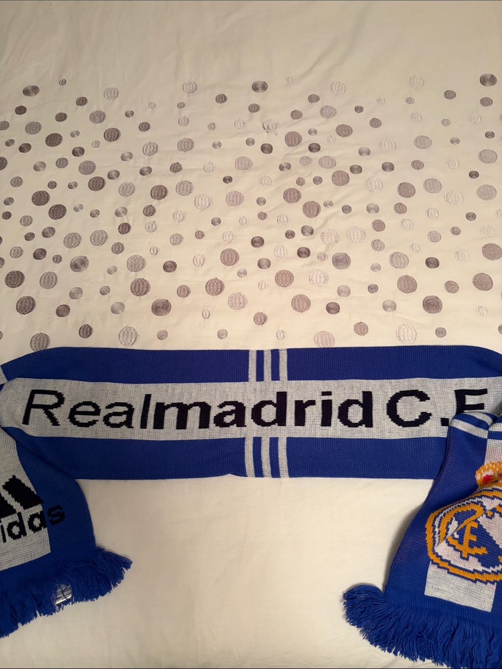 Real Madrid C.F. Blue and White Fan Scarf - Official Team Design